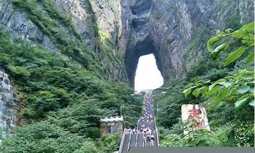 张家界天门山游玩攻略时间-张家界天门山旅游攻略景点必去的地方