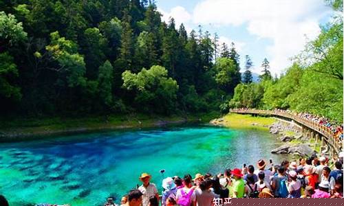 自驾黄龙九寨沟怎么走-黄龙九寨沟旅游攻略坐车怎么走