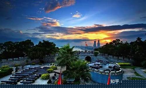 厦门旅游适合穿什么衣服-厦门旅游攻略自由行最佳线路5天穿什么